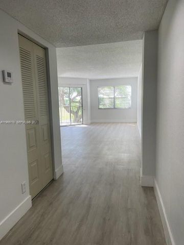1200 SW 125th Ave 303L, Pembroke Pines, FL 33027