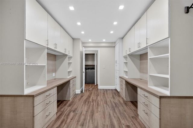1603 W Harmony Lake Cir ., Davie, FL 33324