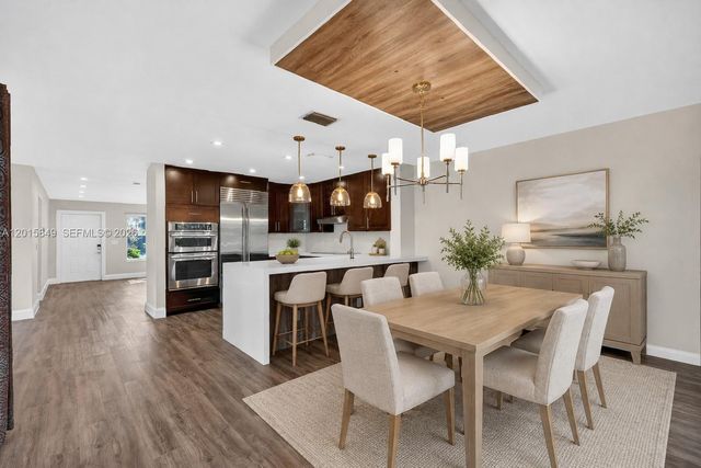 1603 W Harmony Lake Cir ., Davie, FL 33324