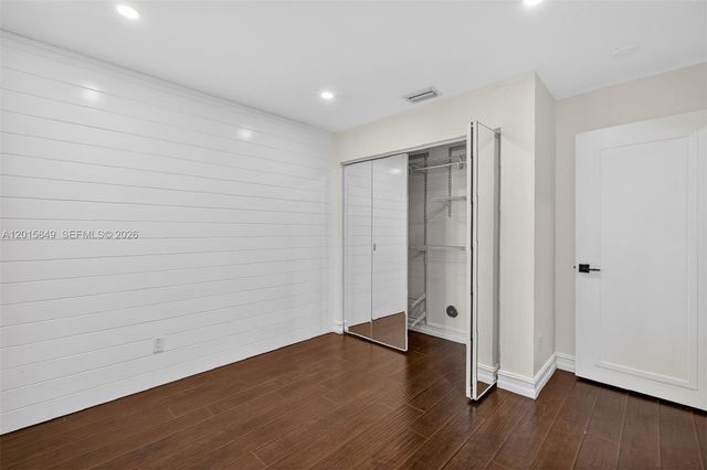 1603 W Harmony Lake Cir ., Davie, FL 33324