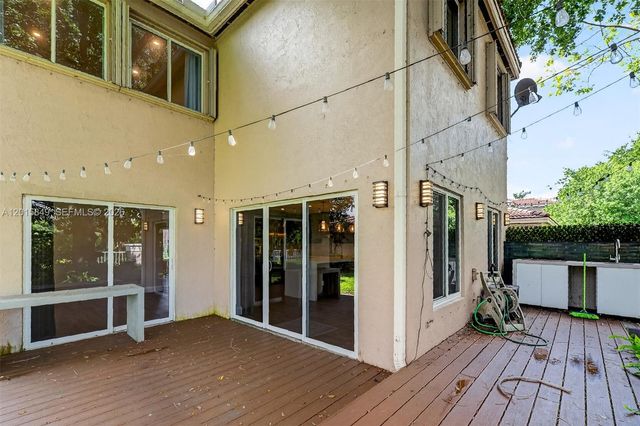 1603 W Harmony Lake Cir ., Davie, FL 33324