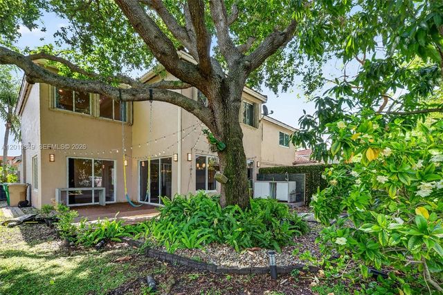 1603 W Harmony Lake Cir ., Davie, FL 33324