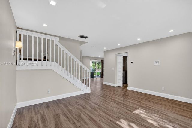 1603 W Harmony Lake Cir ., Davie, FL 33324
