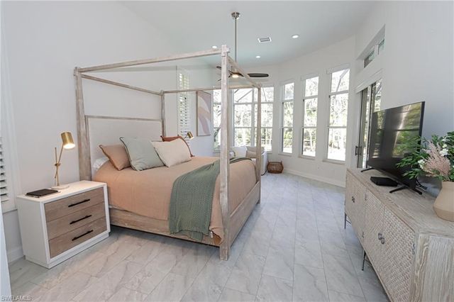 3310 Riverpark CT, Bonita Springs, FL 34134