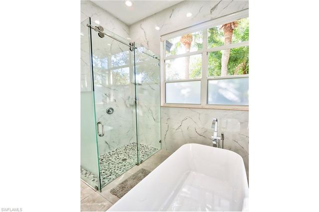 3310 Riverpark CT, Bonita Springs, FL 34134
