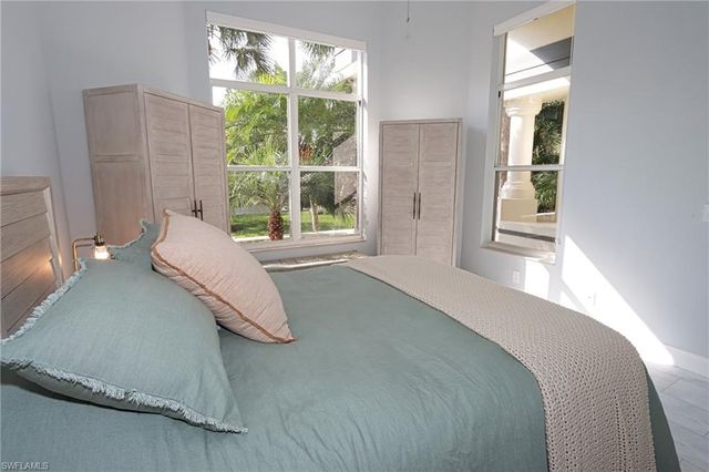 3310 Riverpark CT, Bonita Springs, FL 34134
