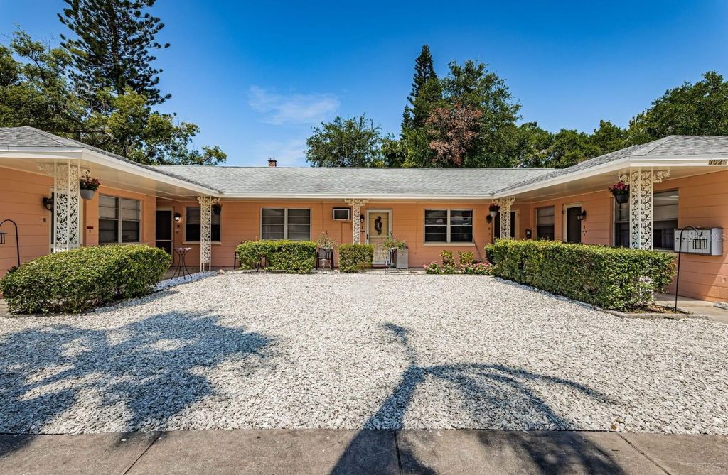 3025 54TH STREET S 4, Gulfport, FL 33707