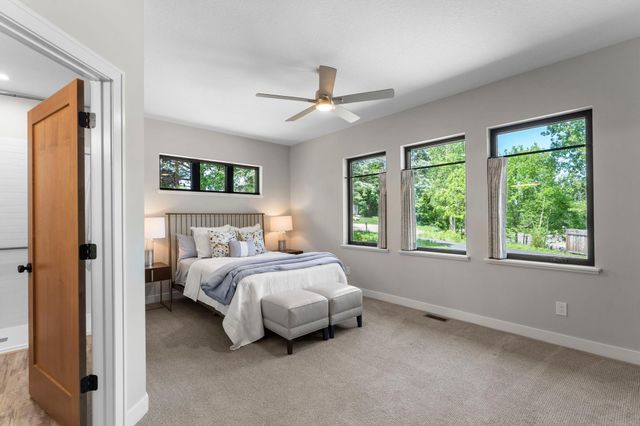 10821 Blossom Road, Eden Prairie, MN 55347