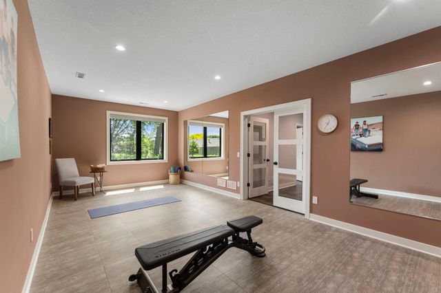 10821 Blossom Road, Eden Prairie, MN 55347