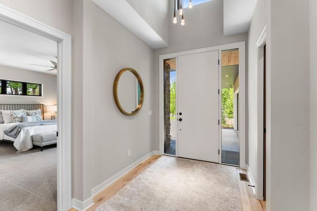 10821 Blossom Road, Eden Prairie, MN 55347