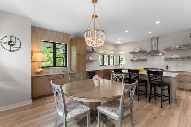 10821 Blossom Road, Eden Prairie, MN 55347