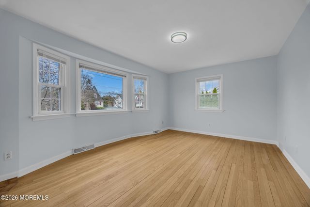 108 Susan Drive, Ewing, NJ 08638