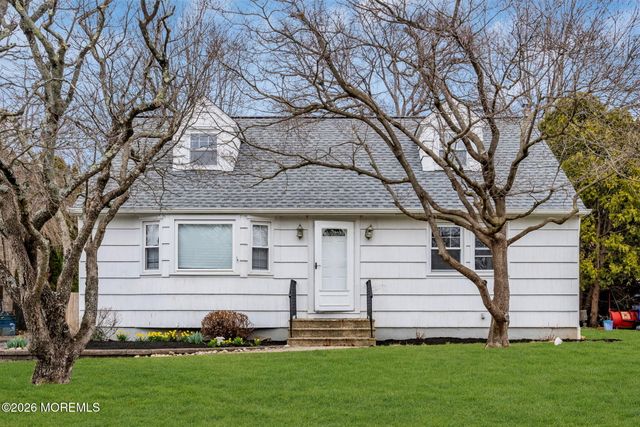 108 Susan Drive, Ewing, NJ 08638