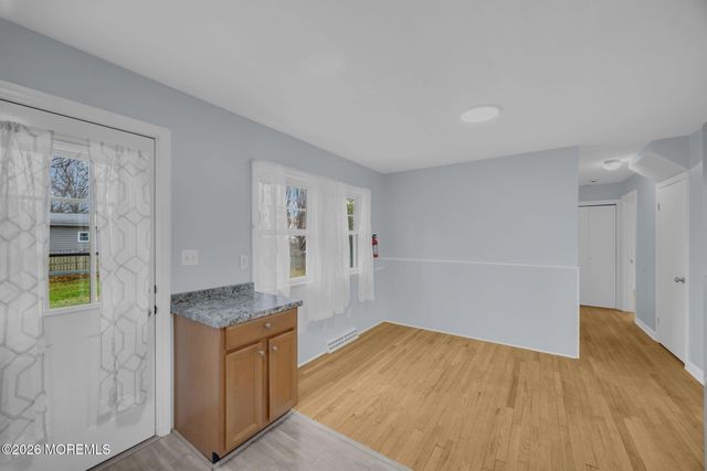 108 Susan Drive, Ewing, NJ 08638