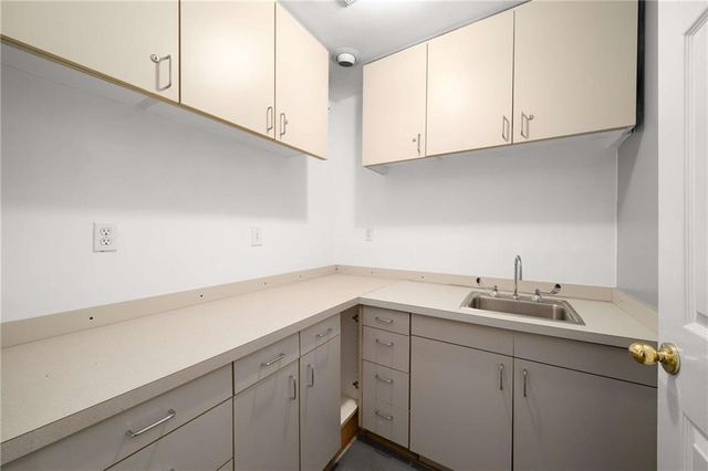 1832 Shores Ridge Court, Suwanee, GA 30024