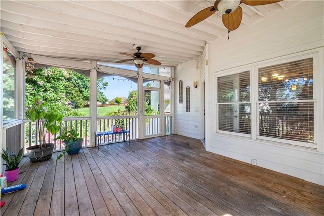 1832 Shores Ridge Court, Suwanee, GA 30024