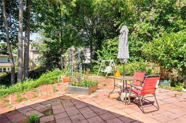 1832 Shores Ridge Court, Suwanee, GA 30024