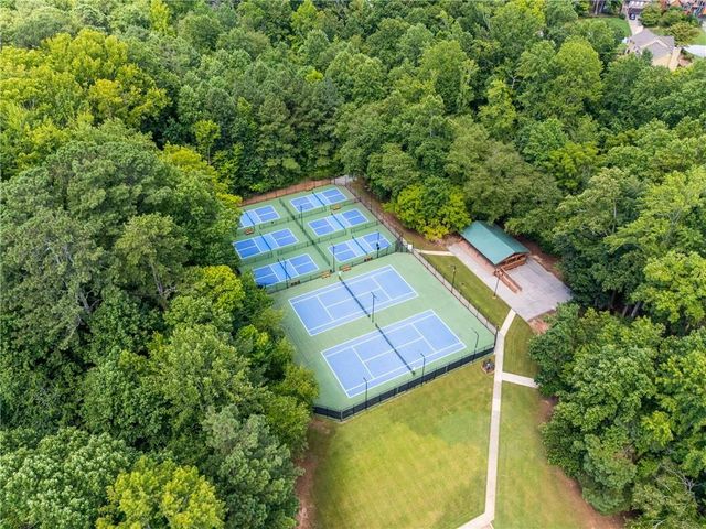 1832 Shores Ridge Court, Suwanee, GA 30024