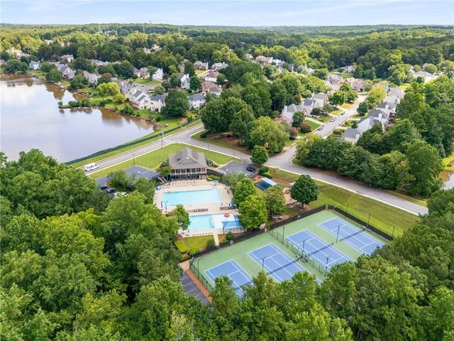 1832 Shores Ridge Court, Suwanee, GA 30024