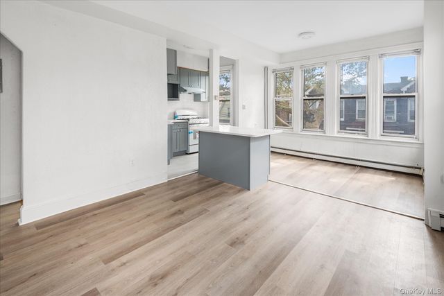 88-49 81st Avenue 2F, Glendale, NY 11385