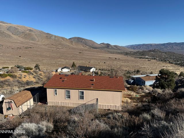 1166 Slate Road, Topaz Ranch Estates, NV 89444