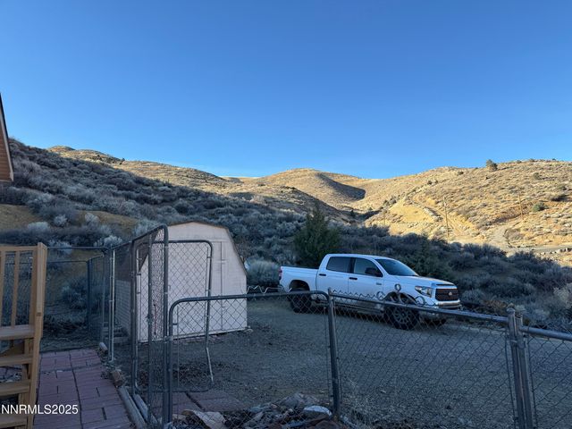 1166 Slate Road, Topaz Ranch Estates, NV 89444