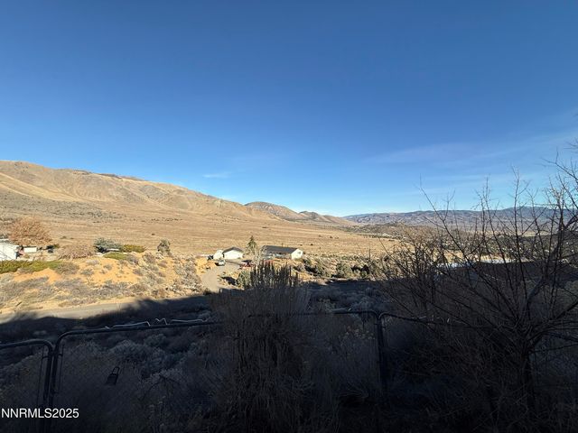 1166 Slate Road, Topaz Ranch Estates, NV 89444