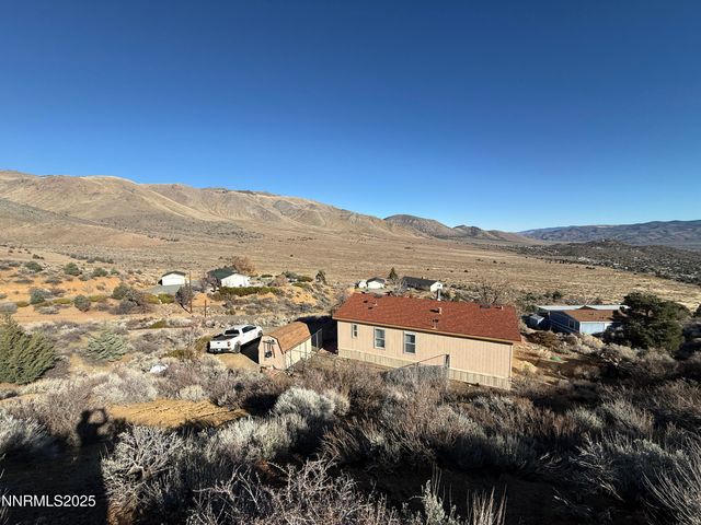 1166 Slate Road, Topaz Ranch Estates, NV 89444