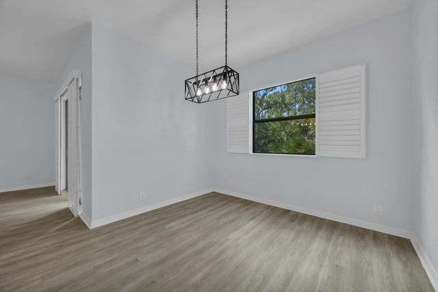6631 SE Woodmill Pond Lane, Stuart, FL 34997