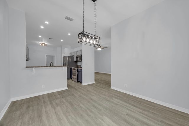 6631 SE Woodmill Pond Lane, Stuart, FL 34997