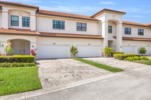 6631 SE Woodmill Pond Lane, Stuart, FL 34997