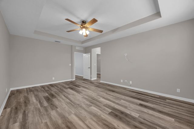 6631 SE Woodmill Pond Lane, Stuart, FL 34997