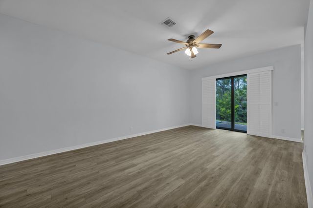 6631 SE Woodmill Pond Lane, Stuart, FL 34997