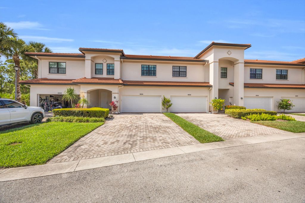 6631 SE Woodmill Pond Lane, Stuart, FL 34997