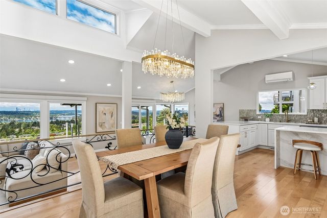 4551 135th Avenue SE, Bellevue, WA 98006