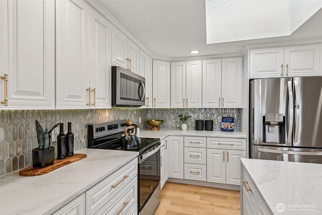 4551 135th Avenue SE, Bellevue, WA 98006
