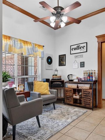 610 W Ridge Drive, Tuttle, OK 73089