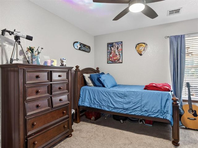 610 W Ridge Drive, Tuttle, OK 73089