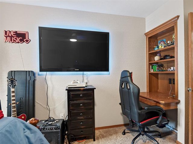 610 W Ridge Drive, Tuttle, OK 73089