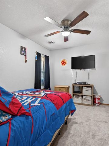 610 W Ridge Drive, Tuttle, OK 73089