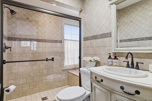 9 Avenue C, Merrick, NY 11566