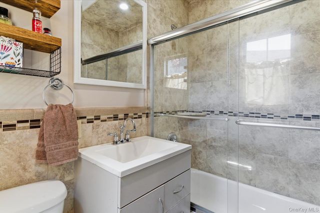 9 Avenue C, Merrick, NY 11566