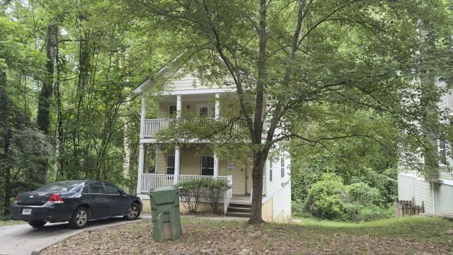 935 Hall Street NW, Atlanta, GA 30318