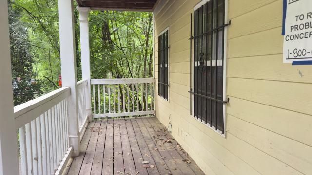 935 Hall Street NW, Atlanta, GA 30318