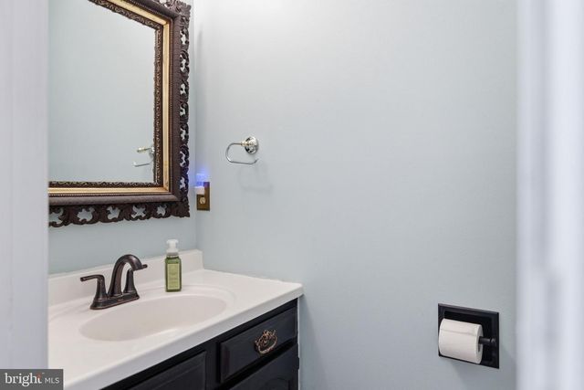 5370 CLEBURNE LN, Woodbridge, VA 22192