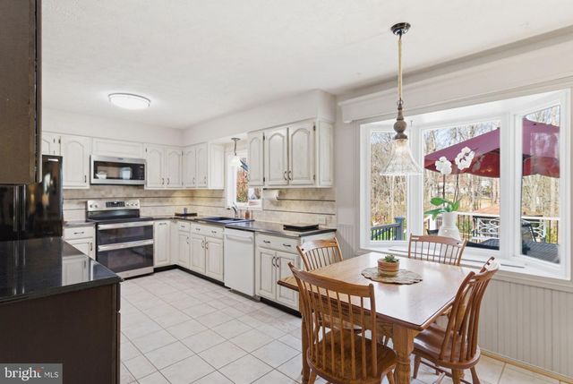 5370 CLEBURNE LN, Woodbridge, VA 22192