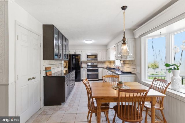 5370 CLEBURNE LN, Woodbridge, VA 22192