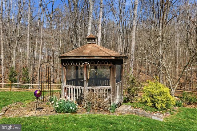 5370 CLEBURNE LN, Woodbridge, VA 22192