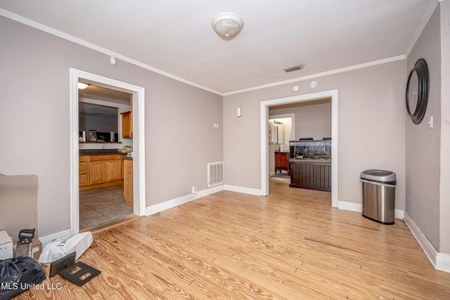 4302 Pascagoula Street, Pascagoula, MS 39567