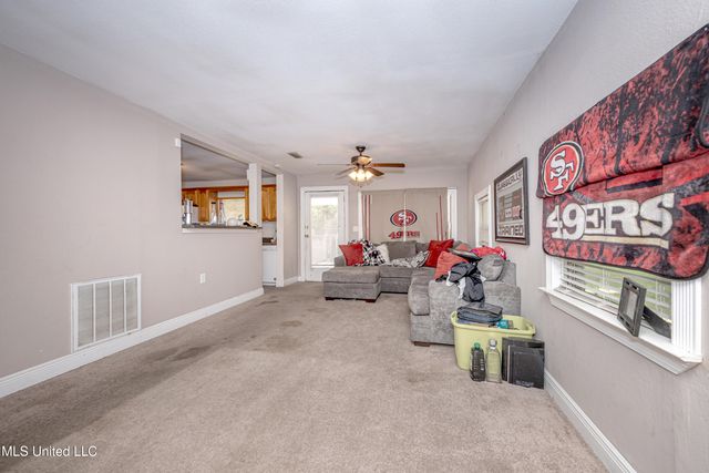 4302 Pascagoula Street, Pascagoula, MS 39567